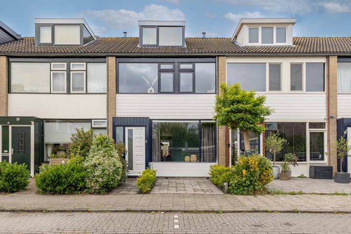 Heikeshof 17 in De Rijp