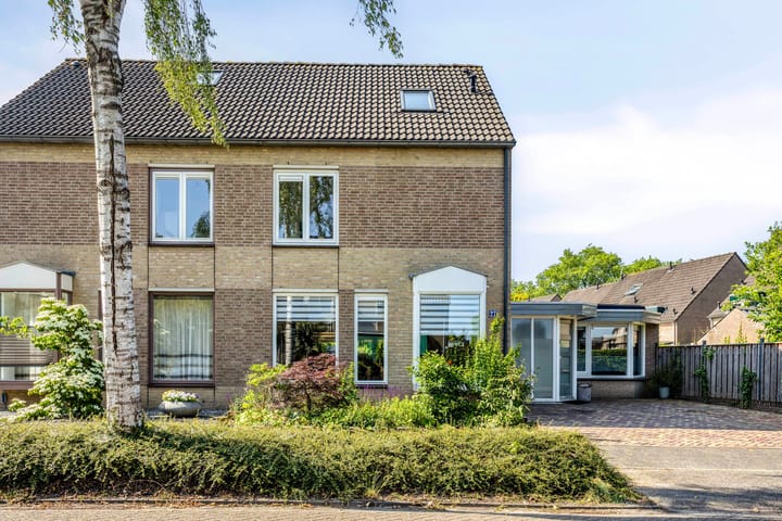 Heilig Kruisgildelaan 27 in Nuenen