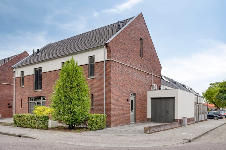 Photo of property Heinsbergenstraat 23, Uden