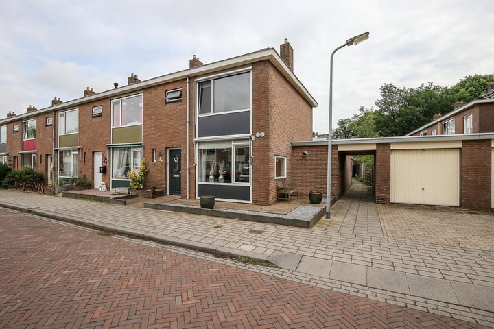 Heinsiusstraat 188 in Meppel