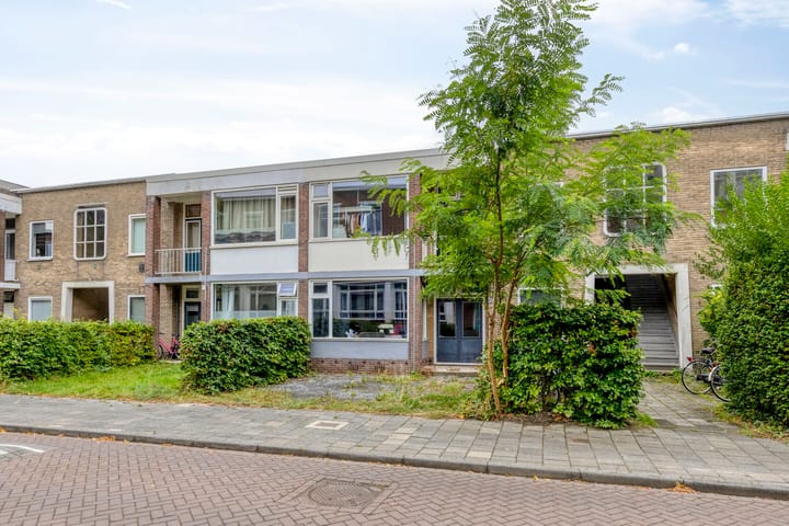 Heinsiusstraat 20 in Groningen photo
