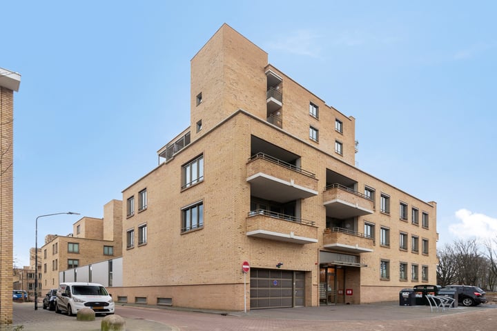 Photo of property Heinsiusstraat 45, Oosterhout