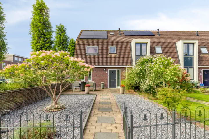 Photo of property Heintje Davidstuin 1, Heerhugowaard
