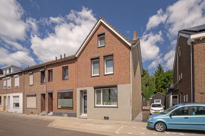 Heiveldstraat 32 in Kerkrade foto