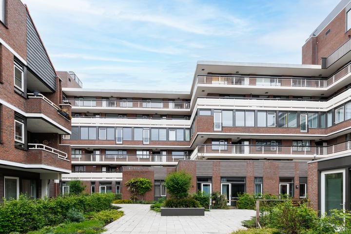 Helfrichstraat 33 in Apeldoorn