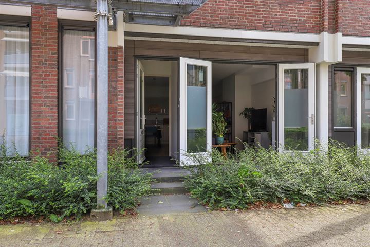 Helfrichstraat 51 in Apeldoorn