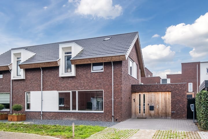 Hellebaard 1 in Uden