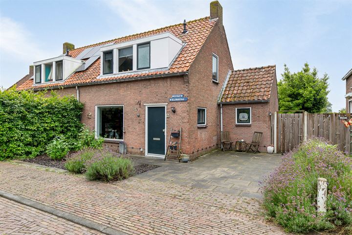 Hellewoudstraat 2 in Ellewoutsdijk