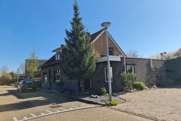 Photo of property Helling 57, Baarlo