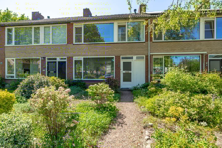 Helmerdijk 45 in Paterswolde