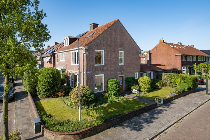 Foto van woning Helmersstraat 1, Leeuwarden