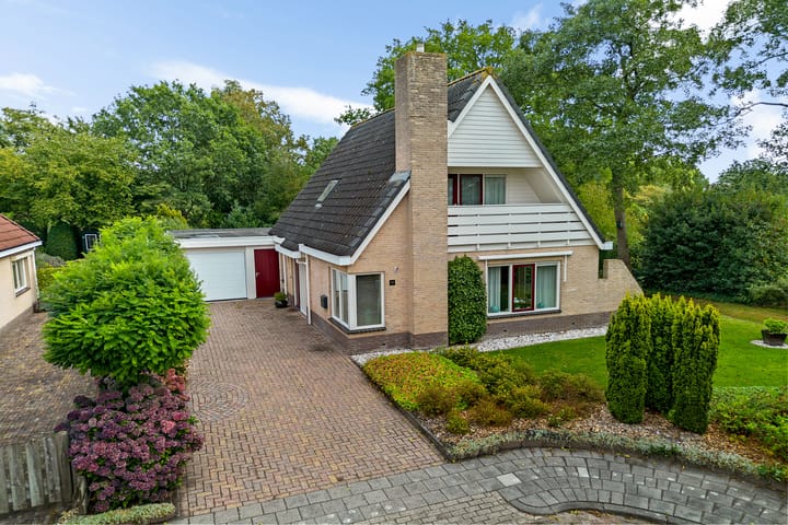 Helmholtstraat 10 in Donkerbroek