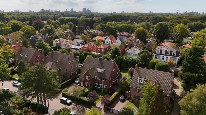 Helmlaan 6 in Wassenaar photo