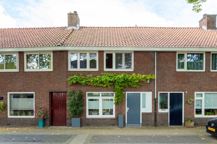 Helmondselaan 21 in Helmond