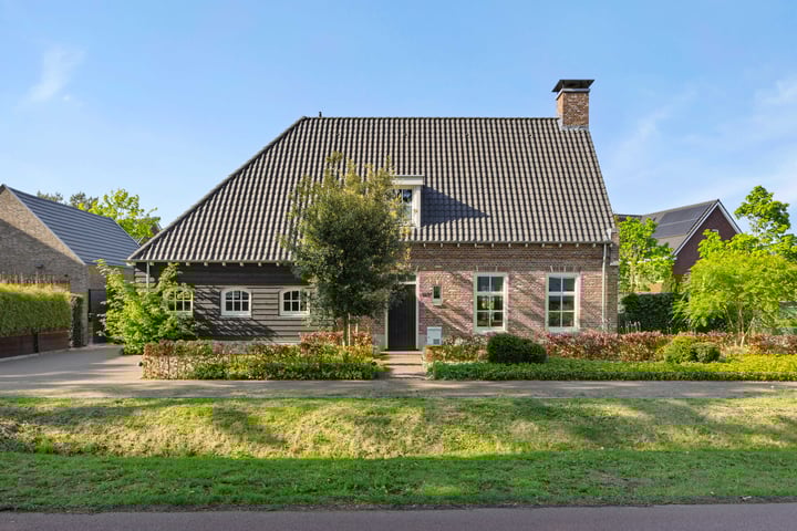 Photo of property Helmondseweg 142a, Deurne