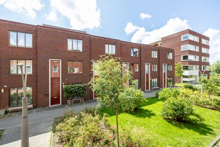 Helsinkihaven 77 in Purmerend