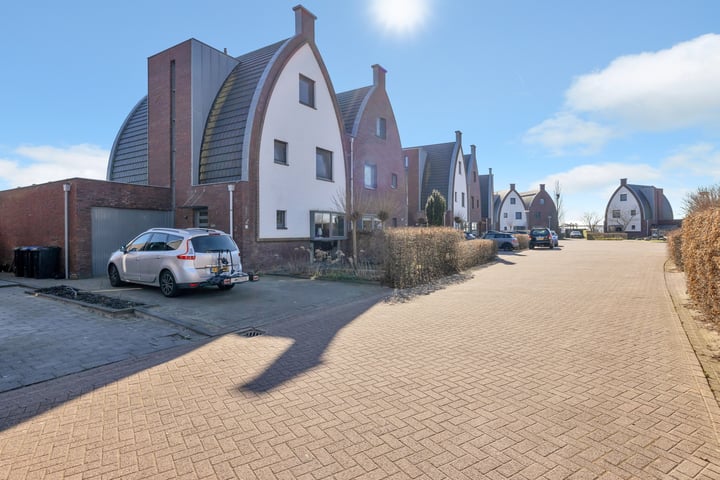 Photo of property Helwerd 3, Groningen