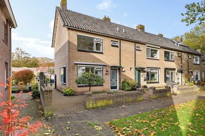 Photo of property Hendrik de Vroomestraat 1, Steenwijk