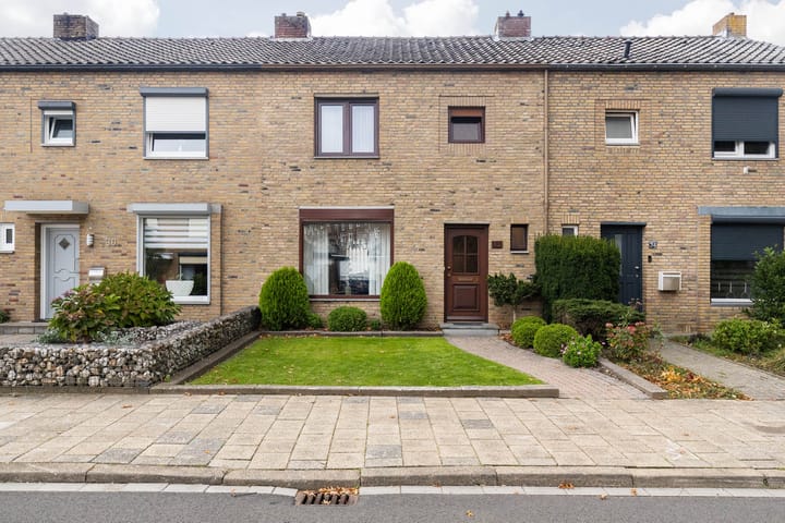 Photo of property Hendrik Luijtenstraat 32, Sittard