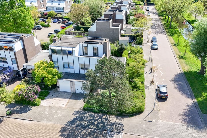Hendrik van Boeijenlaan 2 in Voorburg