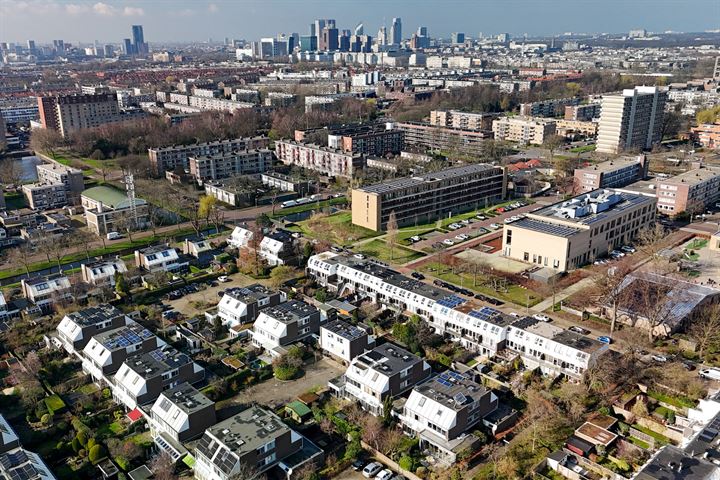 Hendrik van Boeijenlaan 64 in Voorburg