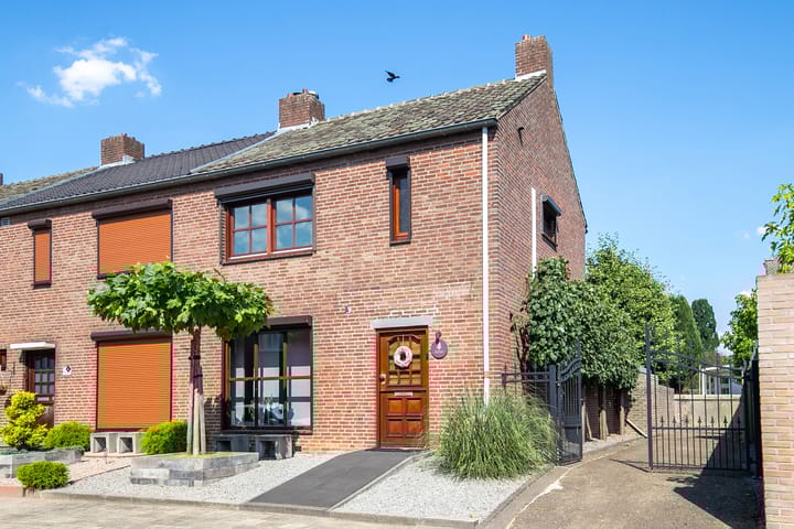 Hendrik van Leyenstraat 4 in Born
