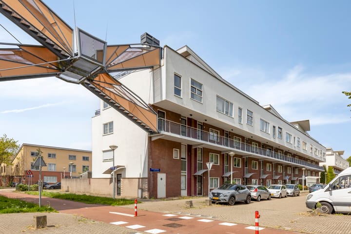Photo of property Henegouwenstraat 66, Amsterdam