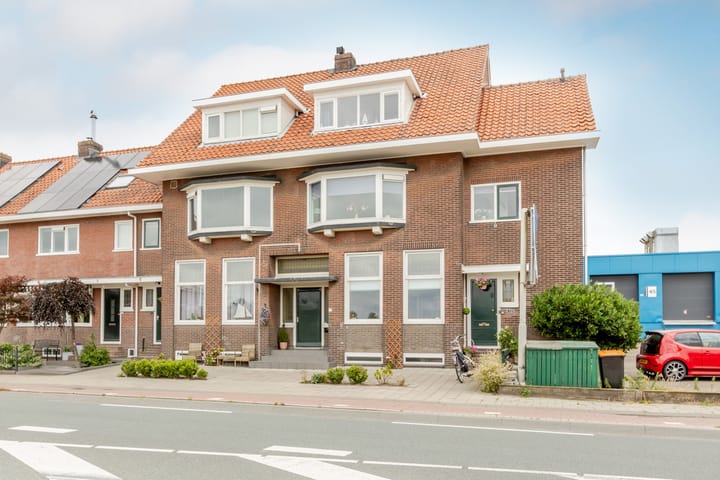 Henegouwerweg 43 in Waddinxveen