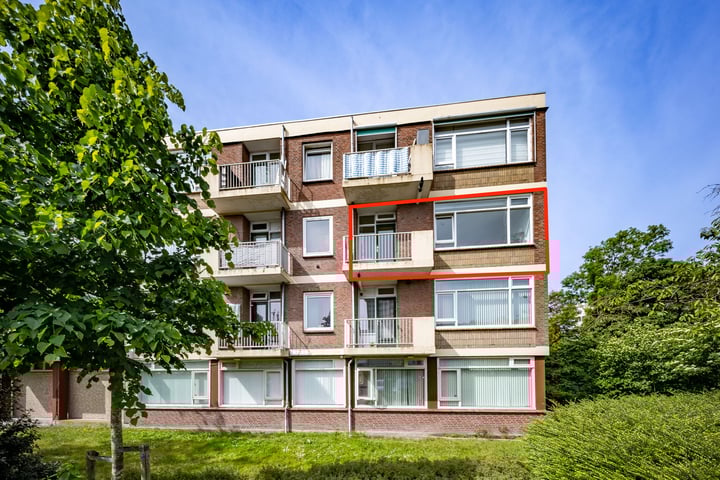 Photo of property Hengelolaan 193A, 's-Gravenhage