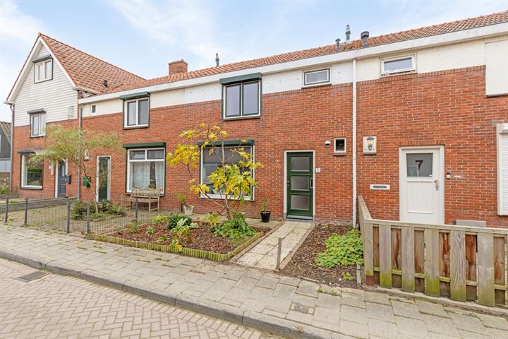 Hengelosestraat 5 in Sint Philipsland