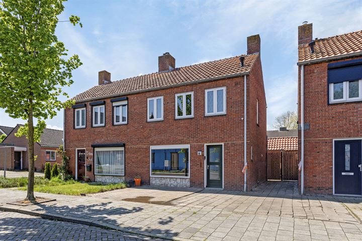 Hengstdijkse Kerkstraat 5b in Hengstdijk