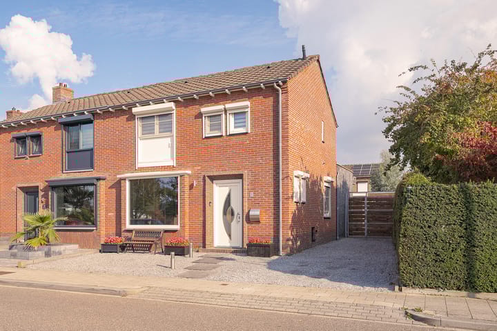 Henri Hermansstraat 2 in Urmond