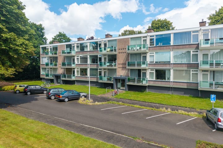 Photo of property Henricus Muntinglaan 16, Haren Gn