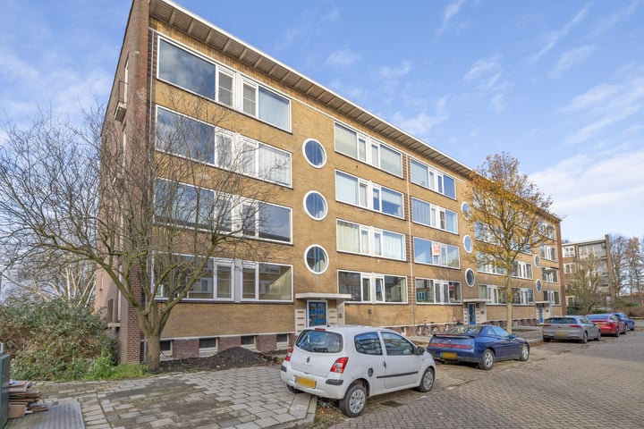 Henriëtte Roland Holsthof 49 in Weesp