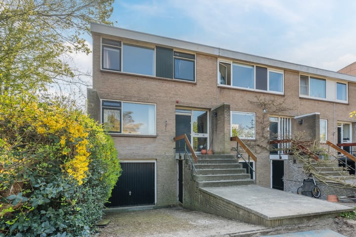 Photo of property Henry Dunantlaan 75, Delft
