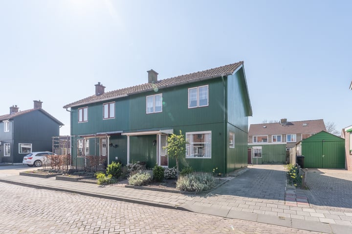 Photo of property Henry Dunantstraat 9, Kruiningen