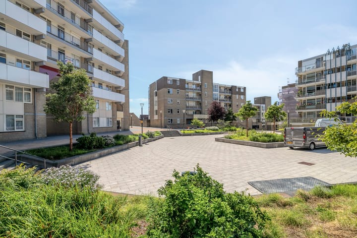 Photo of property Henry Moorepassage 200, Capelle aan den IJssel