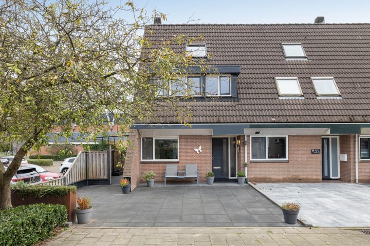 Henry Woodstraat 79, Hengelo Photo of property Henry Woodstraat 79, Hengelo