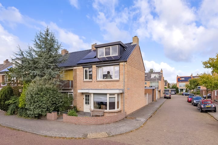 Herculesstraat 8 in IJmuiden