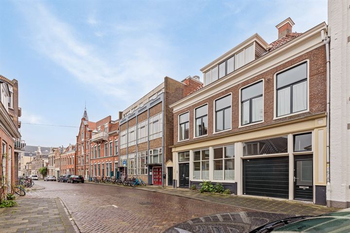 Herebinnensingel 9a in Groningen