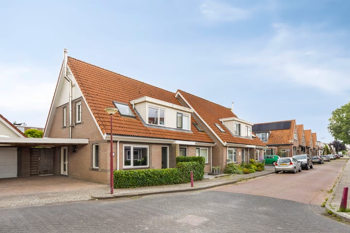 Photo of property Herenhof 24, Heerenveen
