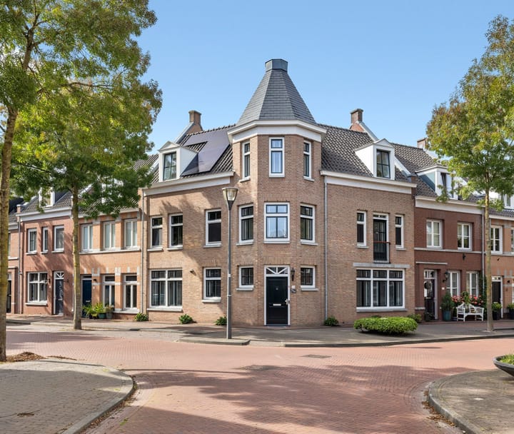 Herenlaan 36 in Helmond