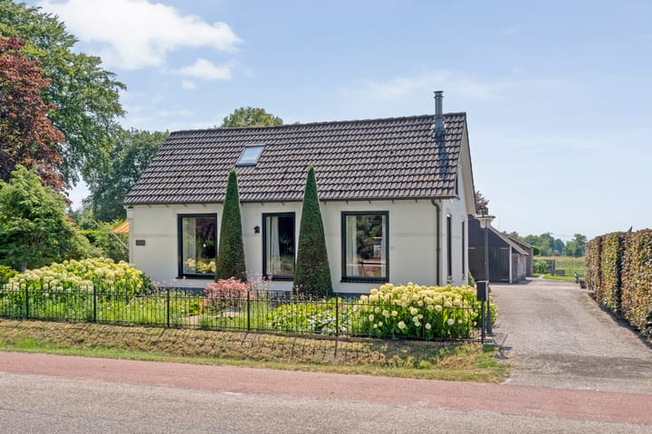 Foto van woning Herenstraat 102, Slagharen