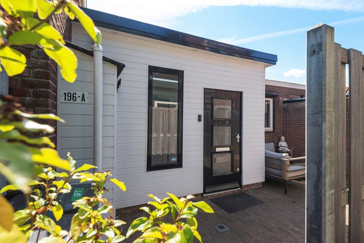 Photo of property Herenweg 196A, Noordwijkerhout