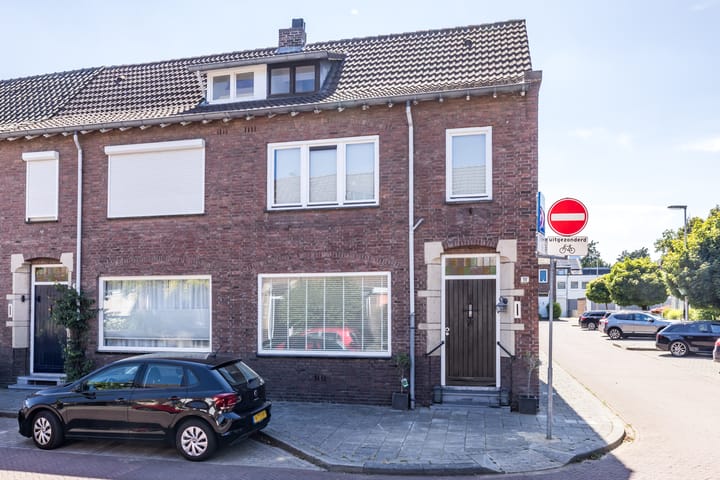 Photo of property Herfststraat 11, Heerlen