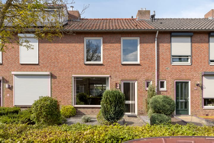 Hermelijnlaan 12 in Waalre