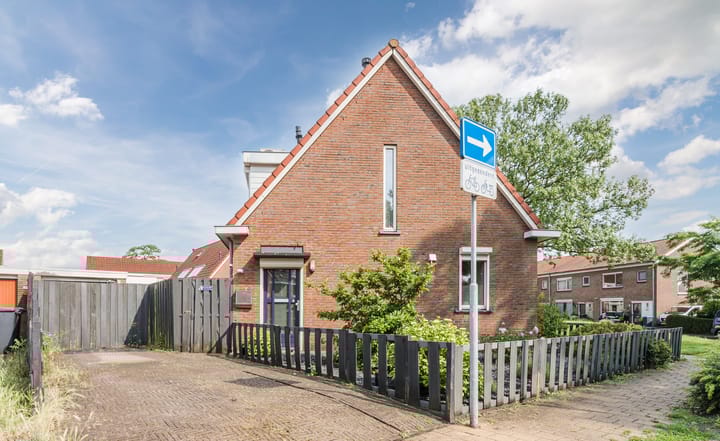 Hertog Arnoudstraat 16 in Velp