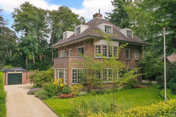 Photo of property Hertog Hendriklaan 14, Baarn