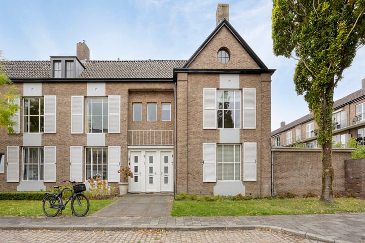 Photo of property Hertog Janstraat 1, 's-Hertogenbosch