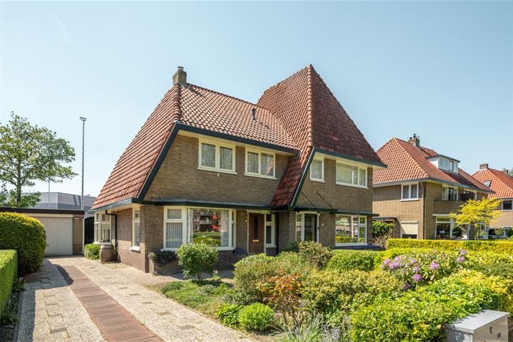 Hertog van Saxenlaan 25 in Franeker